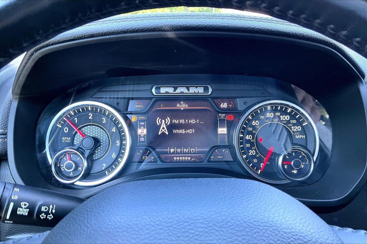 Used 2023 RAM 1500 Laramie AWD/4WD image 10