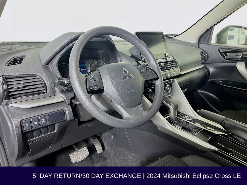 Used 2024 Mitsubishi Eclipse Cross LE image 10