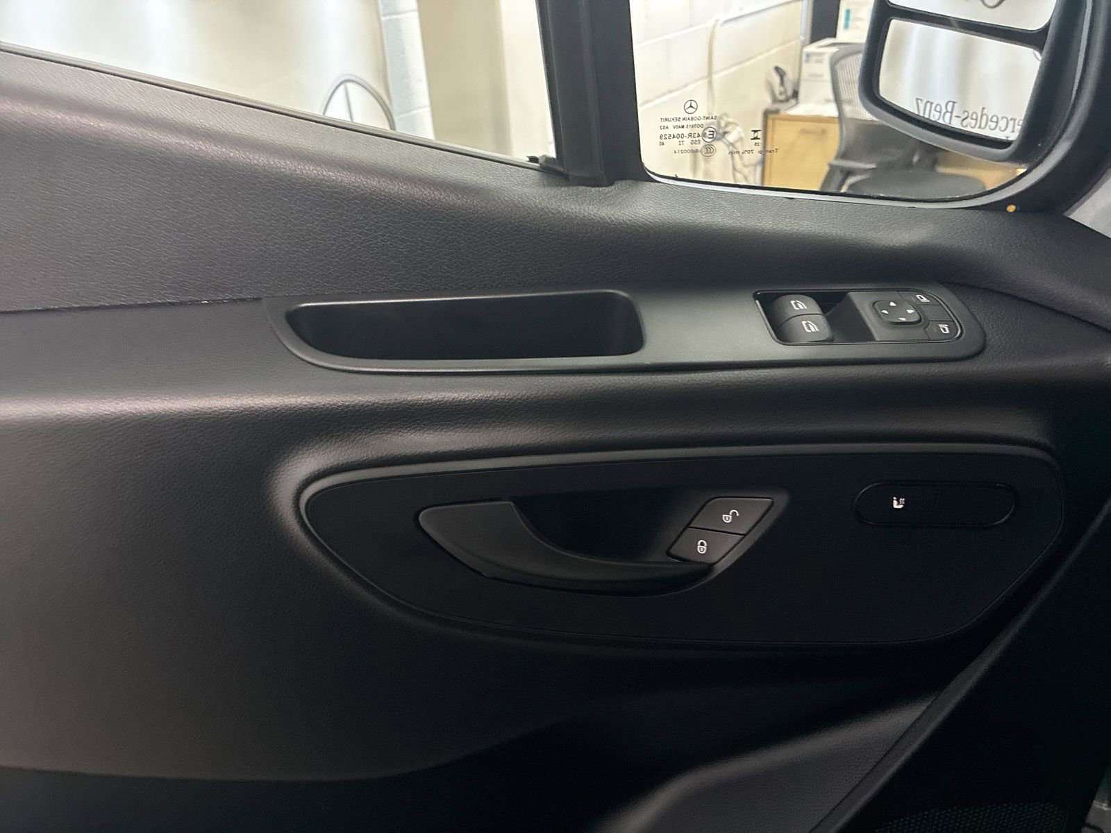 New 2025 Mercedes-Benz Sprinter 4500 image 10