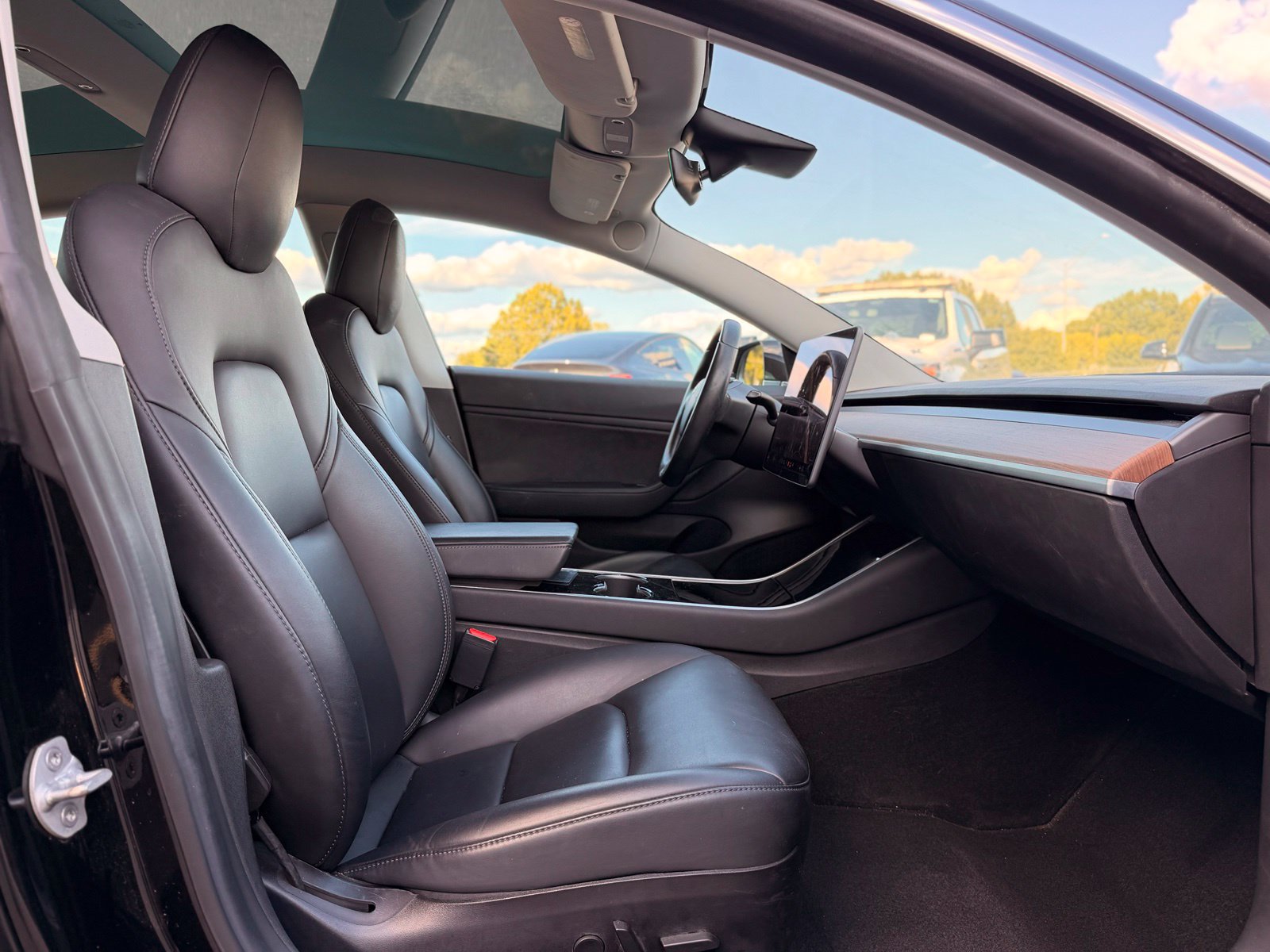 Used 2019 Tesla Model 3 Long Range AWD/4WD image 25