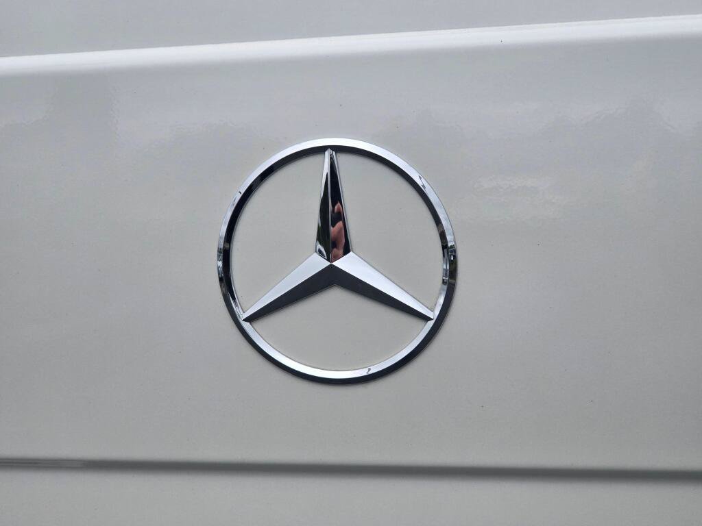Used 2018 Mercedes-Benz G 550 Squared image 37