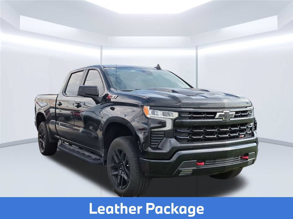 Used 2025 Chevrolet Silverado 1500 LT Trail Boss w/ Convenience Package II AWD/4WD image 5