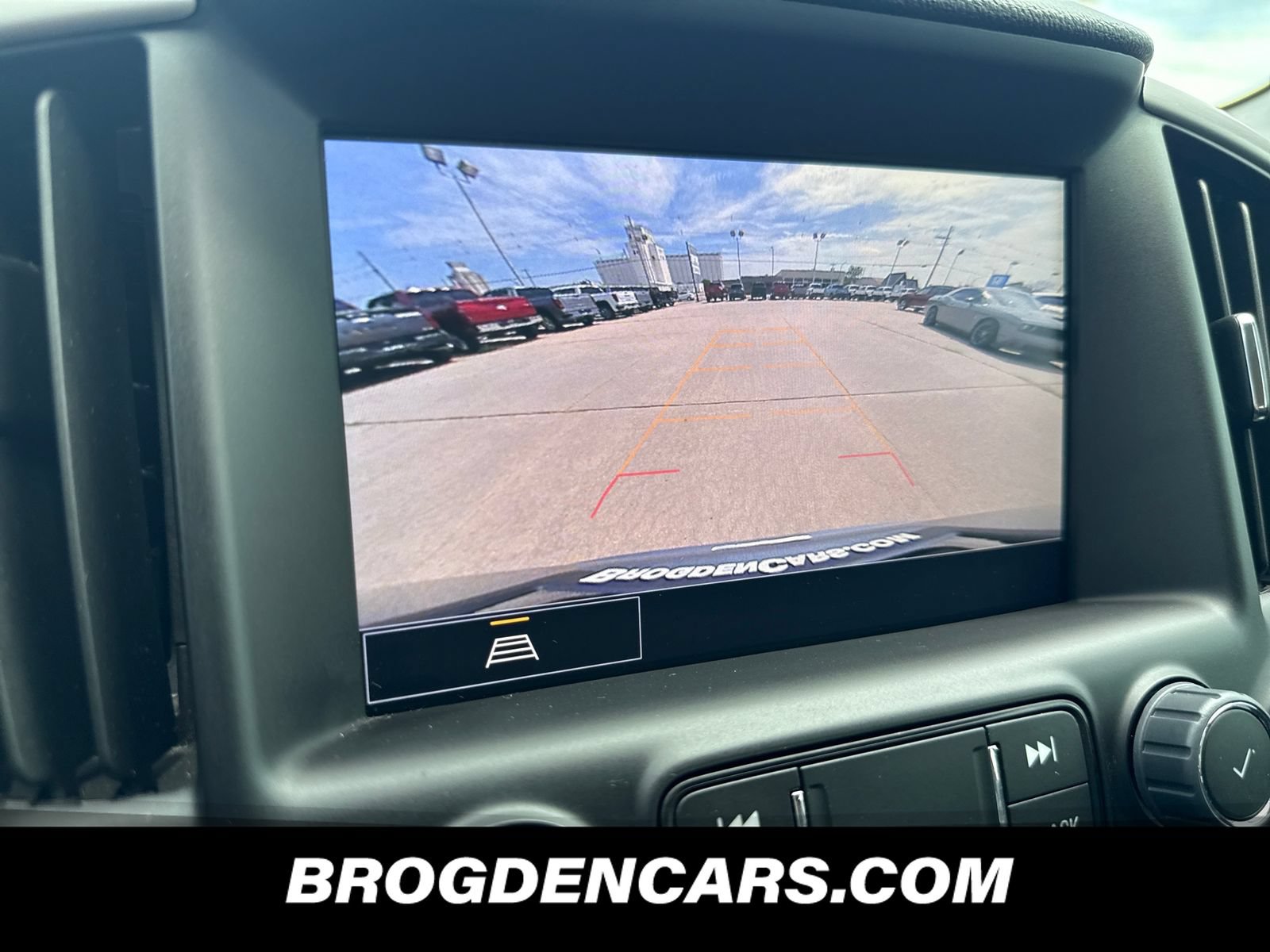 Used 2024 GMC Terrain AT4 AWD/4WD image 9