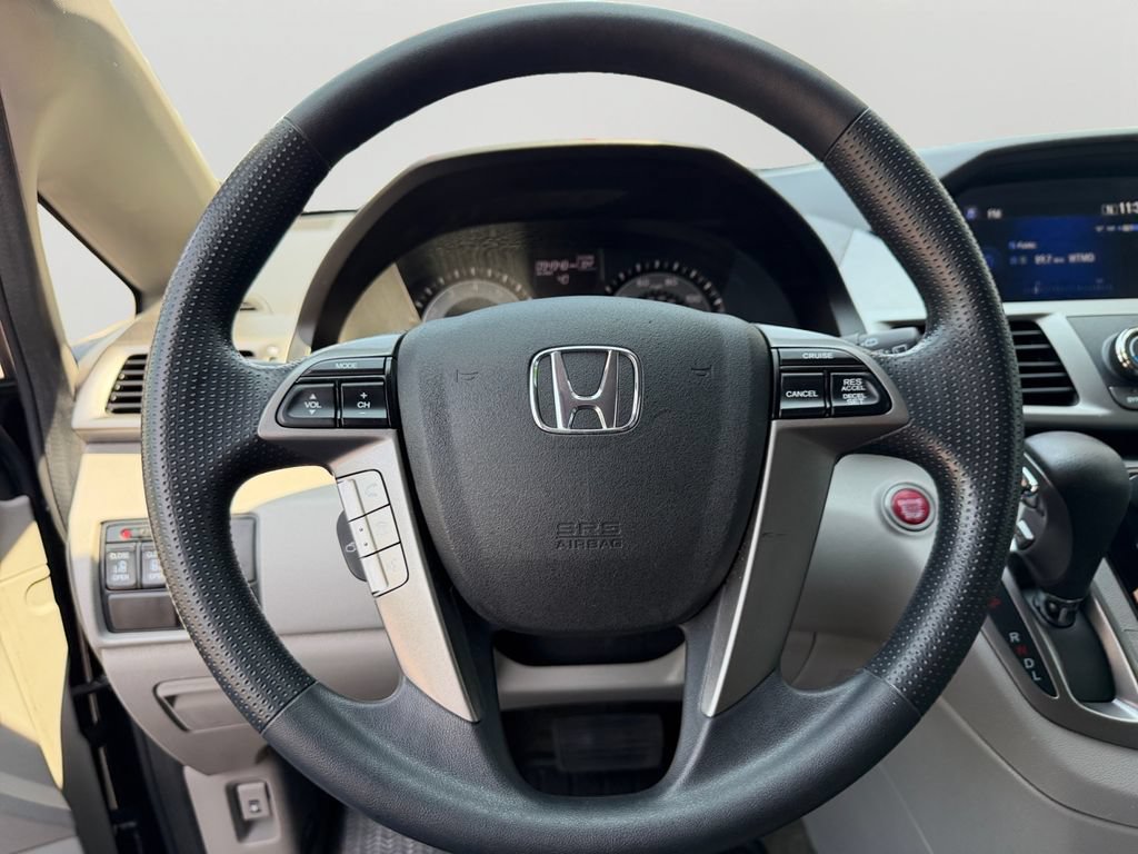 Used 2016 Honda Odyssey SE image 19