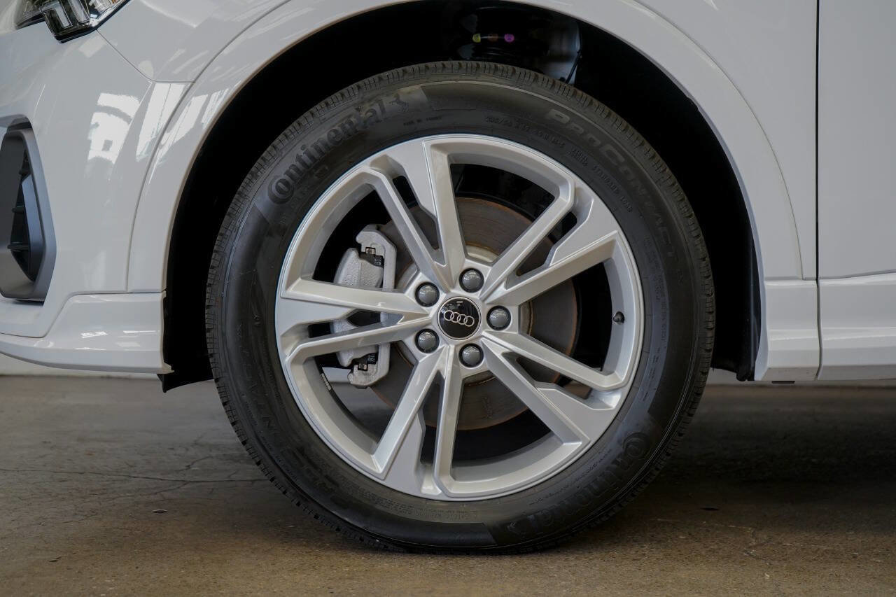 Used 2024 Audi Q3 2.0T Premium Plus w/ Premium Plus Package image 7