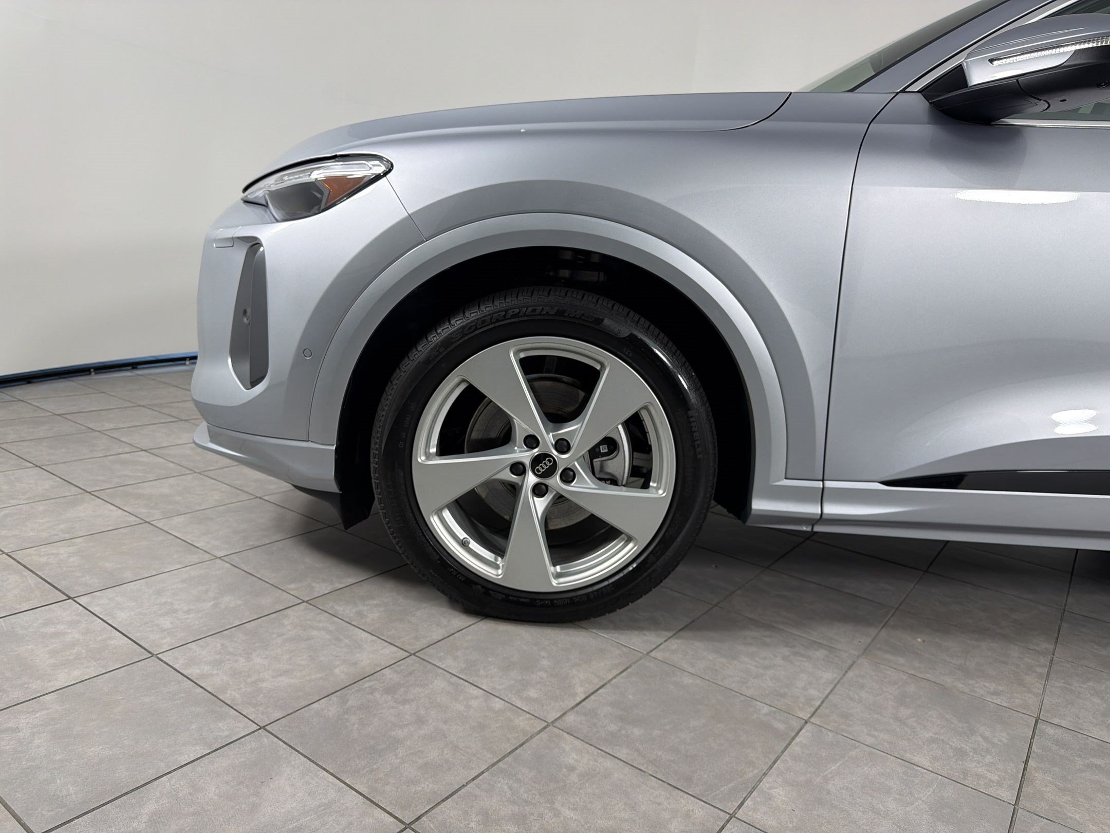 Used 2025 Audi Q5 Prestige AWD/4WD image 12