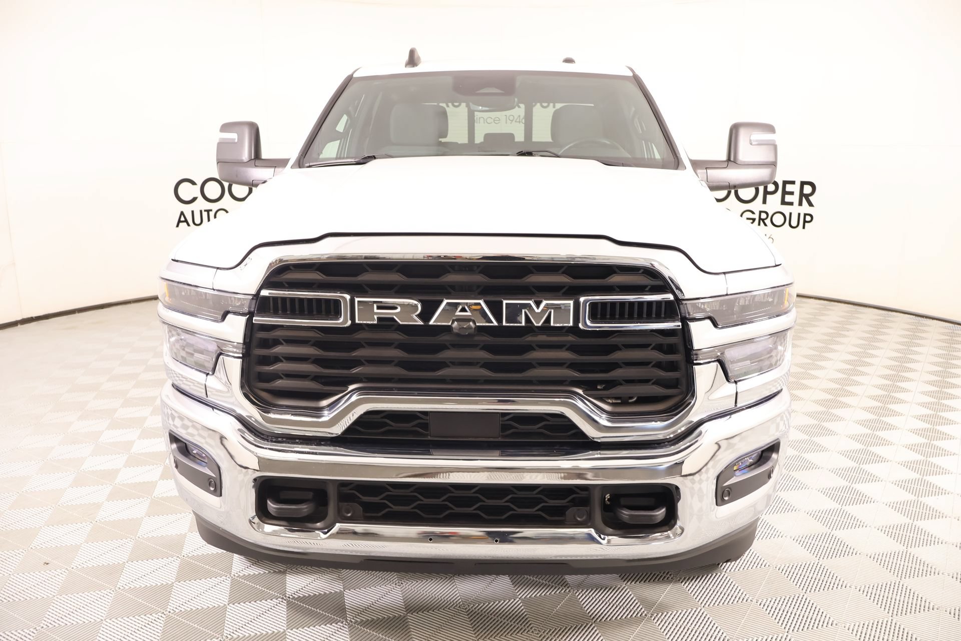 Used 2025 RAM 2500 Tradesman AWD/4WD image 9