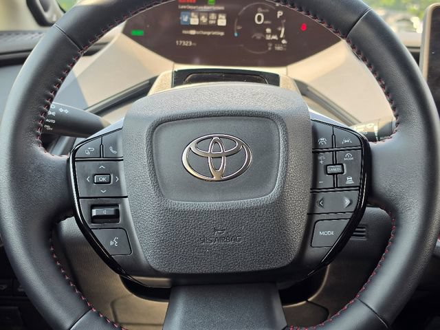 Used 2024 Toyota Prius Prime Premium w/ Advanced Technology Package FWD image 28