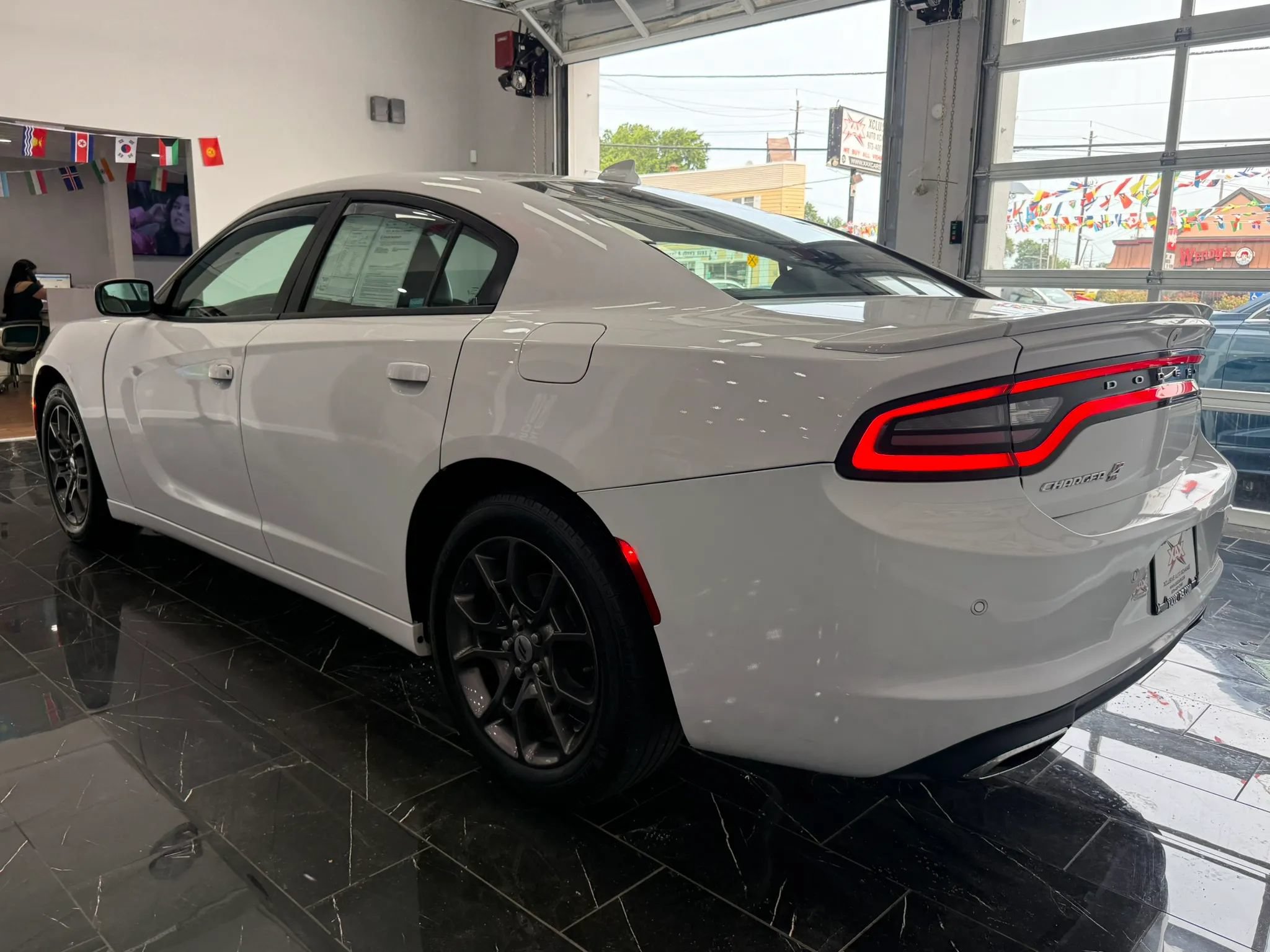 Used 2018 Dodge Charger GT AWD/4WD image 4