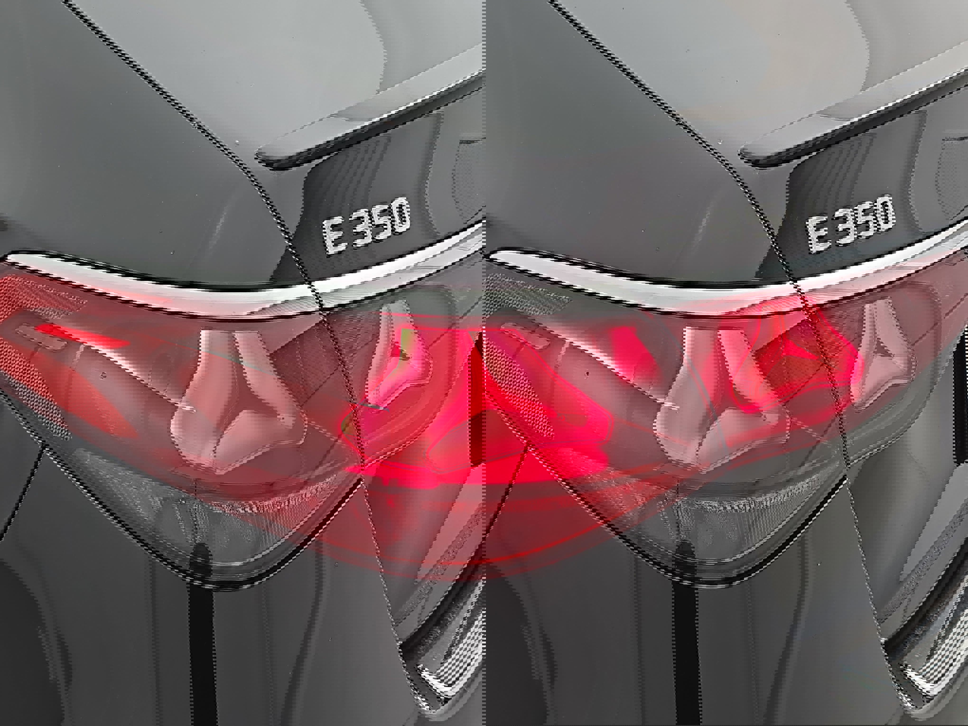 Used 2025 Mercedes-Benz E 350 4MATIC Sedan image 35