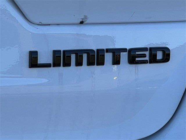 New 2025 Jeep Grand Cherokee Limited w/ Black Appearance Package image 7