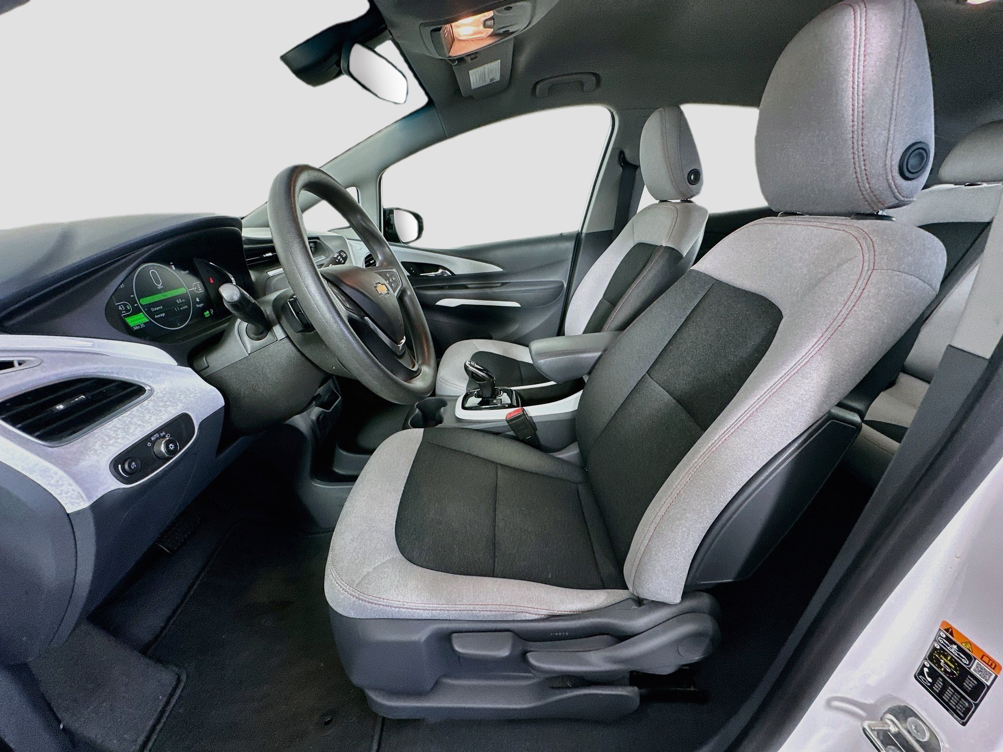 Used 2018 Chevrolet Bolt LT FWD image 13