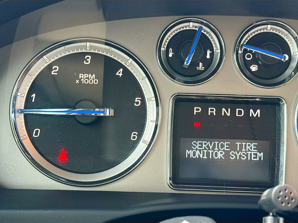 Used 2014 Cadillac Escalade Luxury AWD/4WD image 13