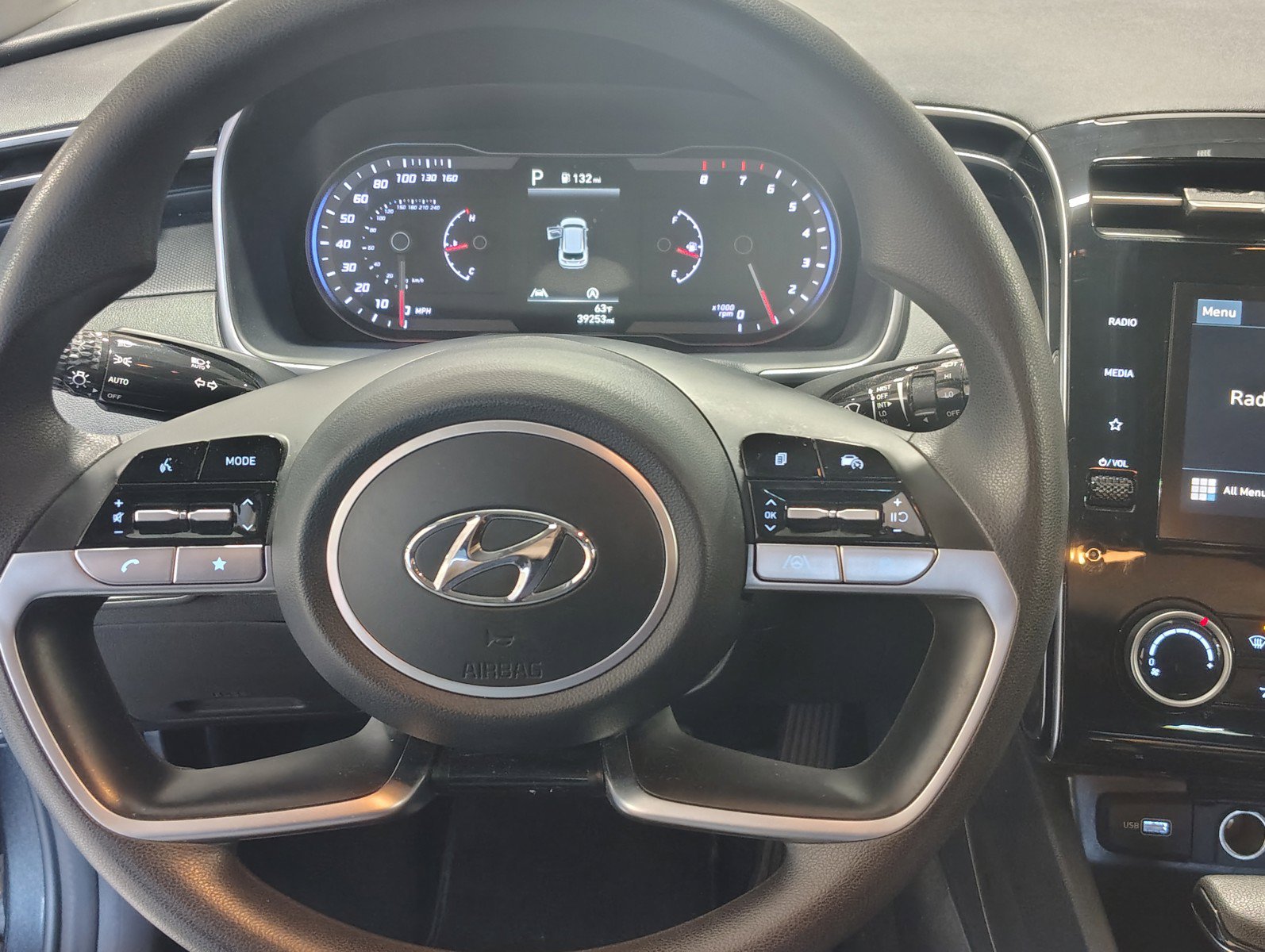 Certified 2023 Hyundai Tucson SEL AWD/4WD image 10