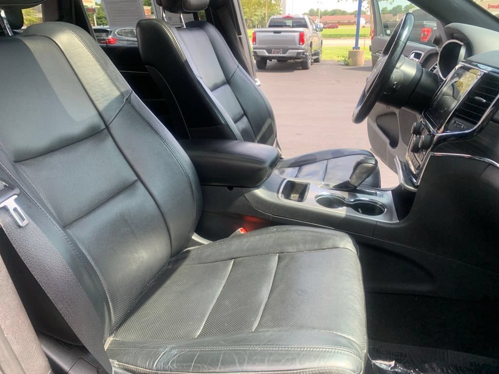 Used 2020 Jeep Grand Cherokee Limited w/ Luxury Group II RWD image 23