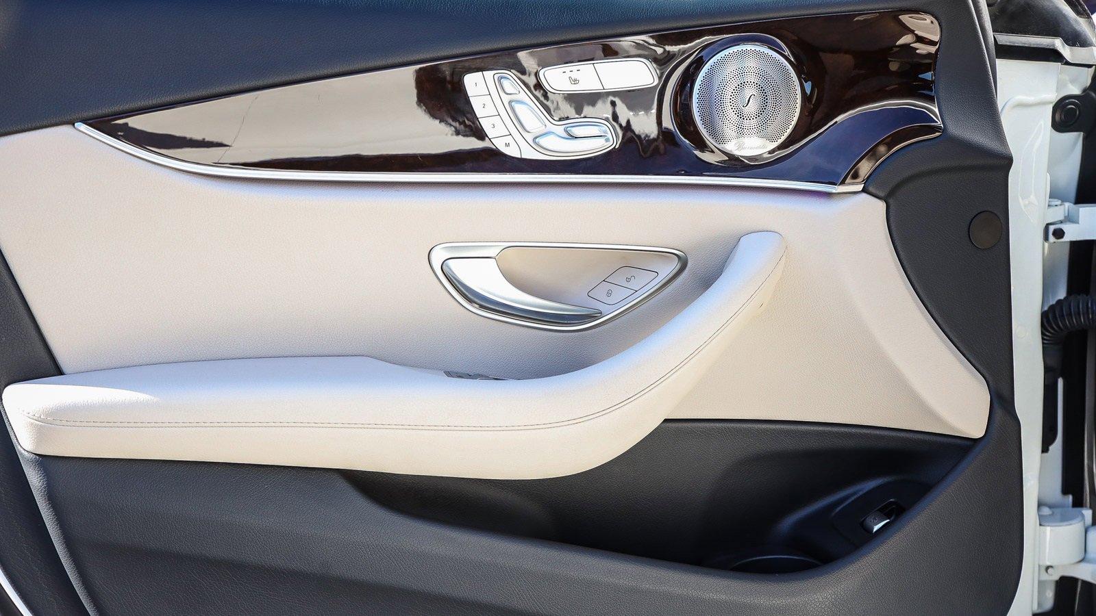 Used 2022 Mercedes-Benz E 350 Sedan w/ Driver Assistance Package image 20