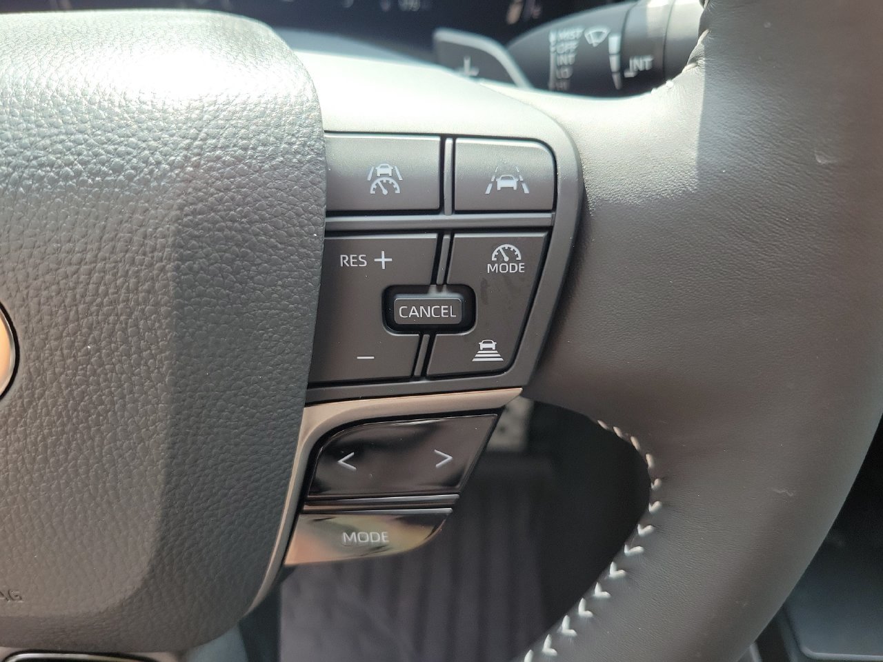 Used 2026 Toyota Camry SE w/ Convenience Package FWD image 21