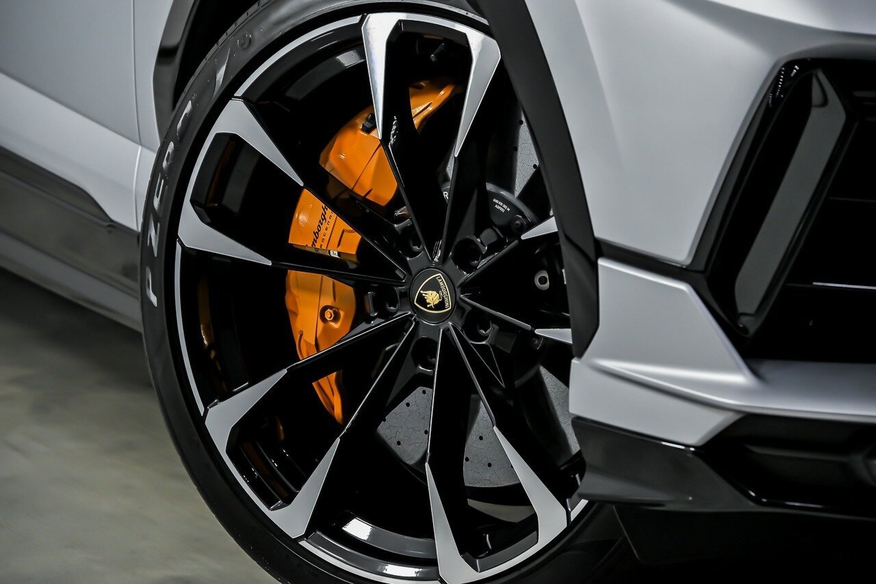 Used 2023 Lamborghini Urus S AWD/4WD image 4