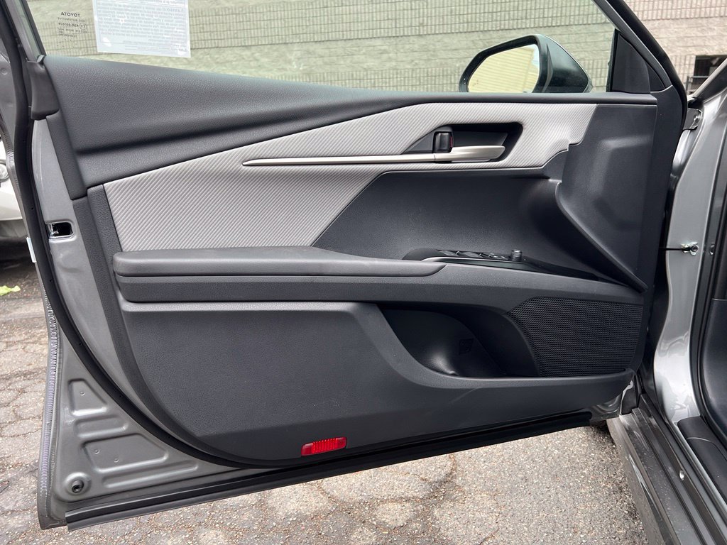 New 2026 Toyota Camry SE w/ Convenience Package FWD image 31