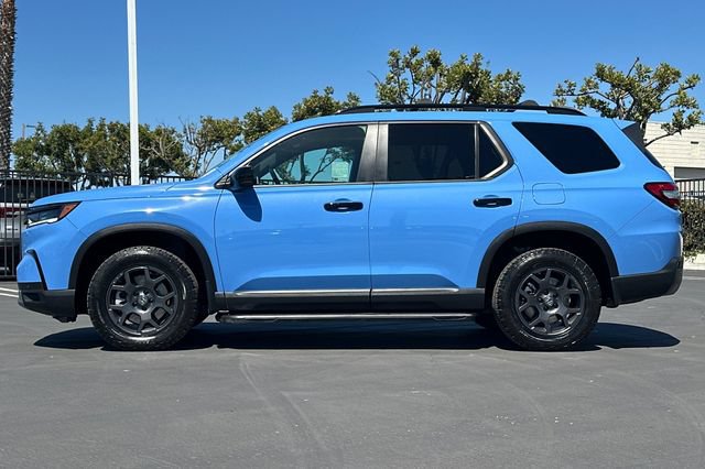 Certified 2024 Honda Pilot TrailSport image 7