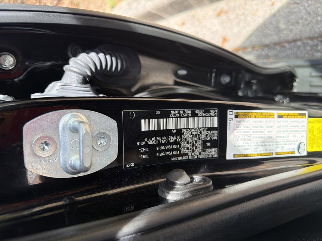 Used 2021 Lexus GX 460 Premium w/ Premium Package image 34