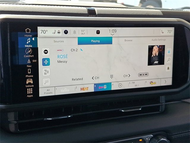 New 2025 Jeep Gladiator Rubicon image 8