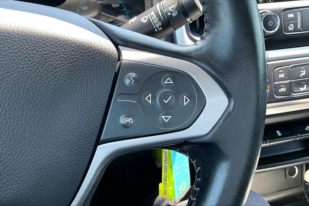 Used 2022 Chevrolet Colorado LT AWD/4WD image 23