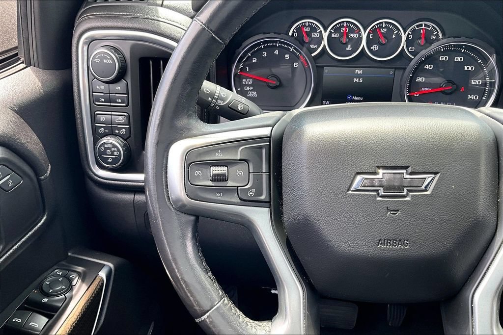 Used 2021 Chevrolet Silverado 1500 LT Trail Boss w/ Convenience Package II AWD/4WD image 17