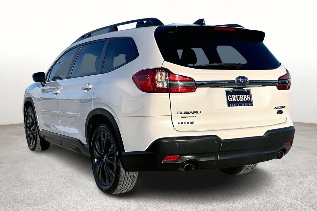Used 2022 Subaru Ascent Onyx Edition image 2