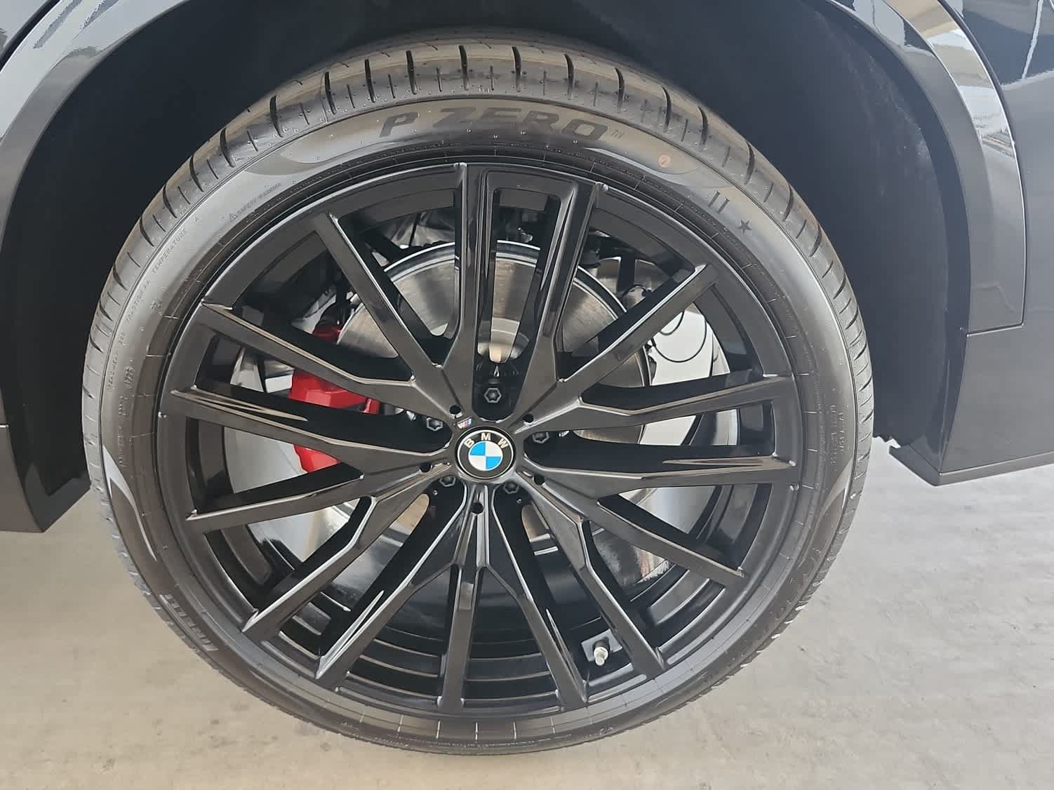 New 2026 BMW X5 xDrive40i w/ M Sport Package AWD/4WD image 10