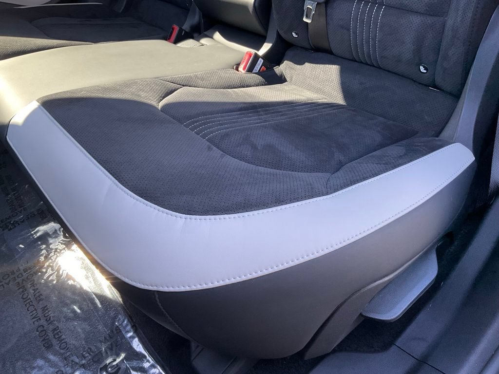 Used 2022 Kia EV6 GT-Line w/ GT-Line Suede Seat Package RWD image 28