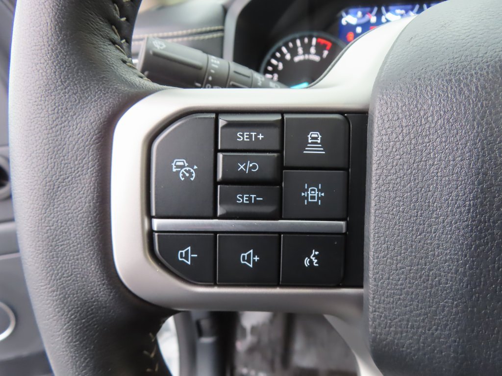 Used 2024 Ford Expedition Max XLT image 24