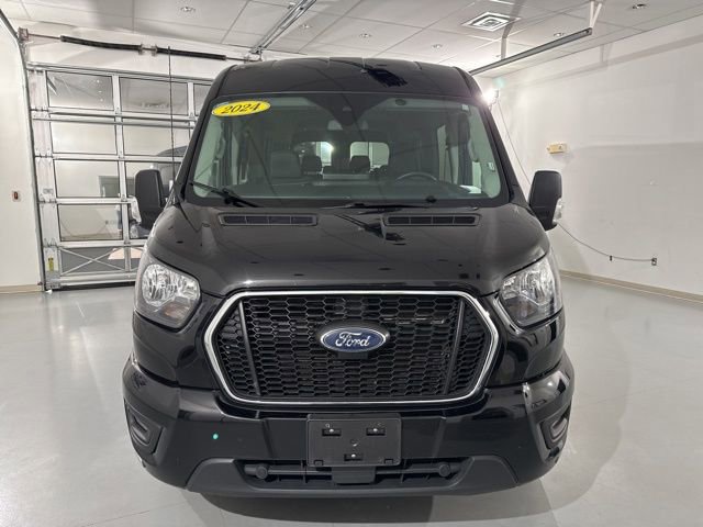 Used 2024 Ford Transit 350 XLT image 3