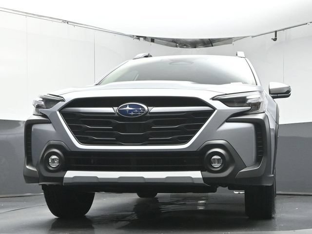 Certified 2025 Subaru Outback Touring w/ Popular Package #2 AWD/4WD image 35