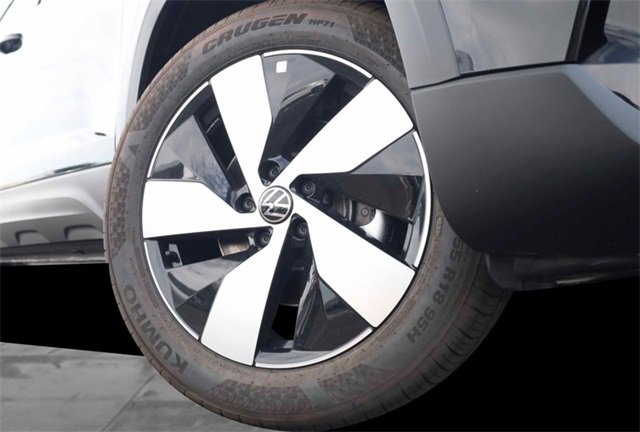 New 2025 Volkswagen Taos S image 3