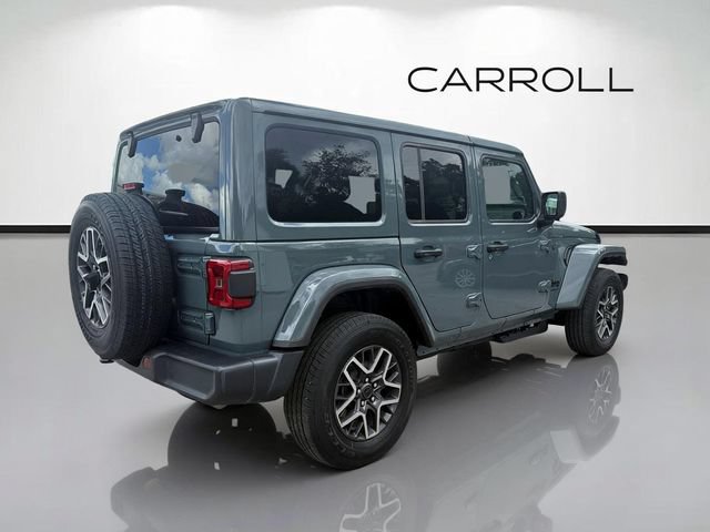 Used 2026 Jeep Wrangler Unlimited Sahara AWD/4WD image 3