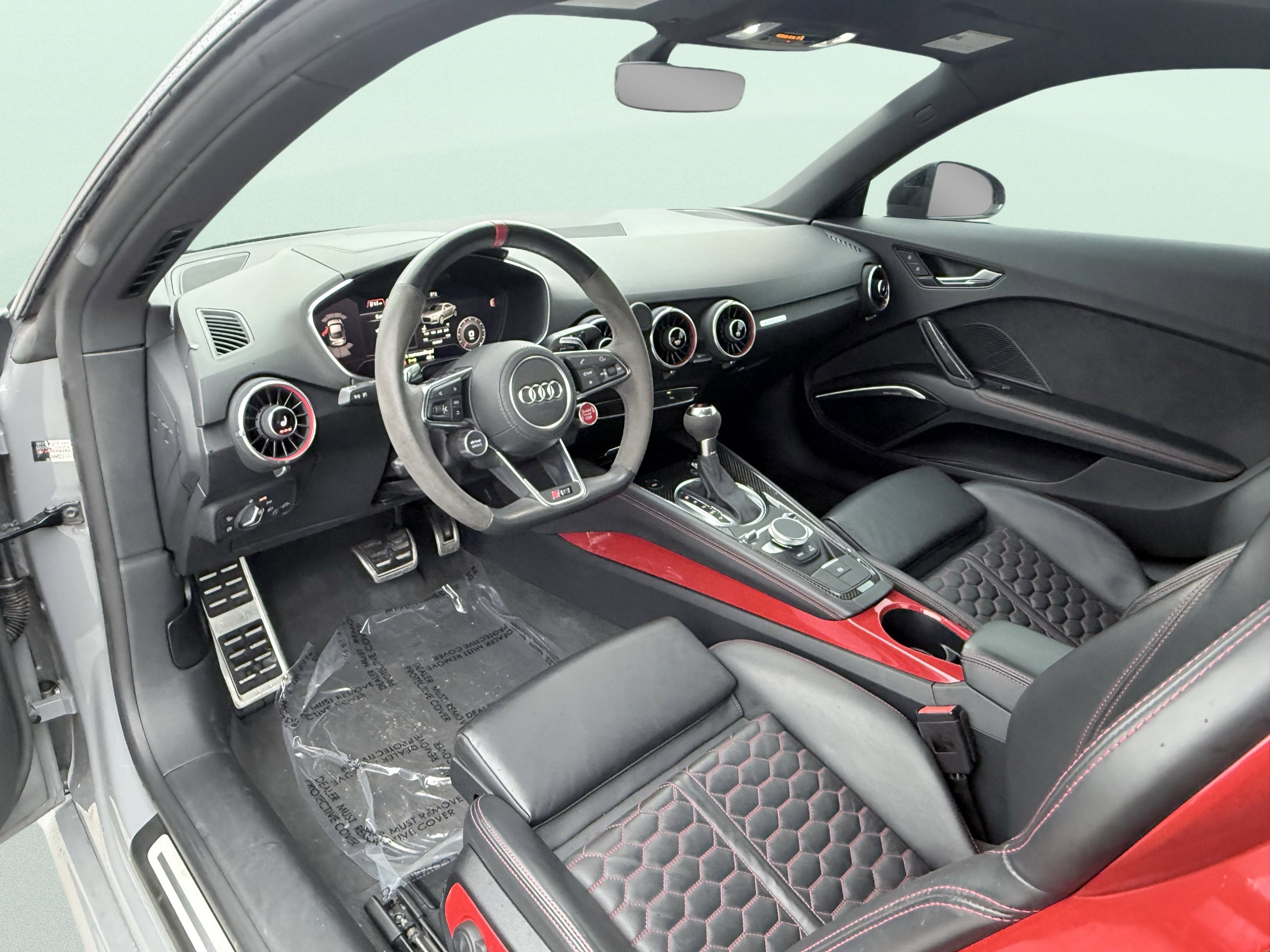 Used 2019 Audi TT RS 2.5T image 32