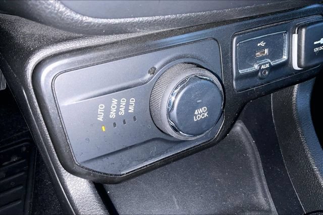 Certified 2023 Jeep Renegade Limited AWD/4WD image 24