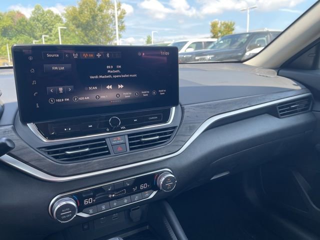 New 2025 Nissan Altima 2.5 SV w/ SV Premium Package image 18