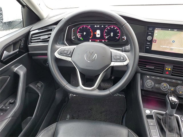 Used 2022 Volkswagen Jetta SEL image 11