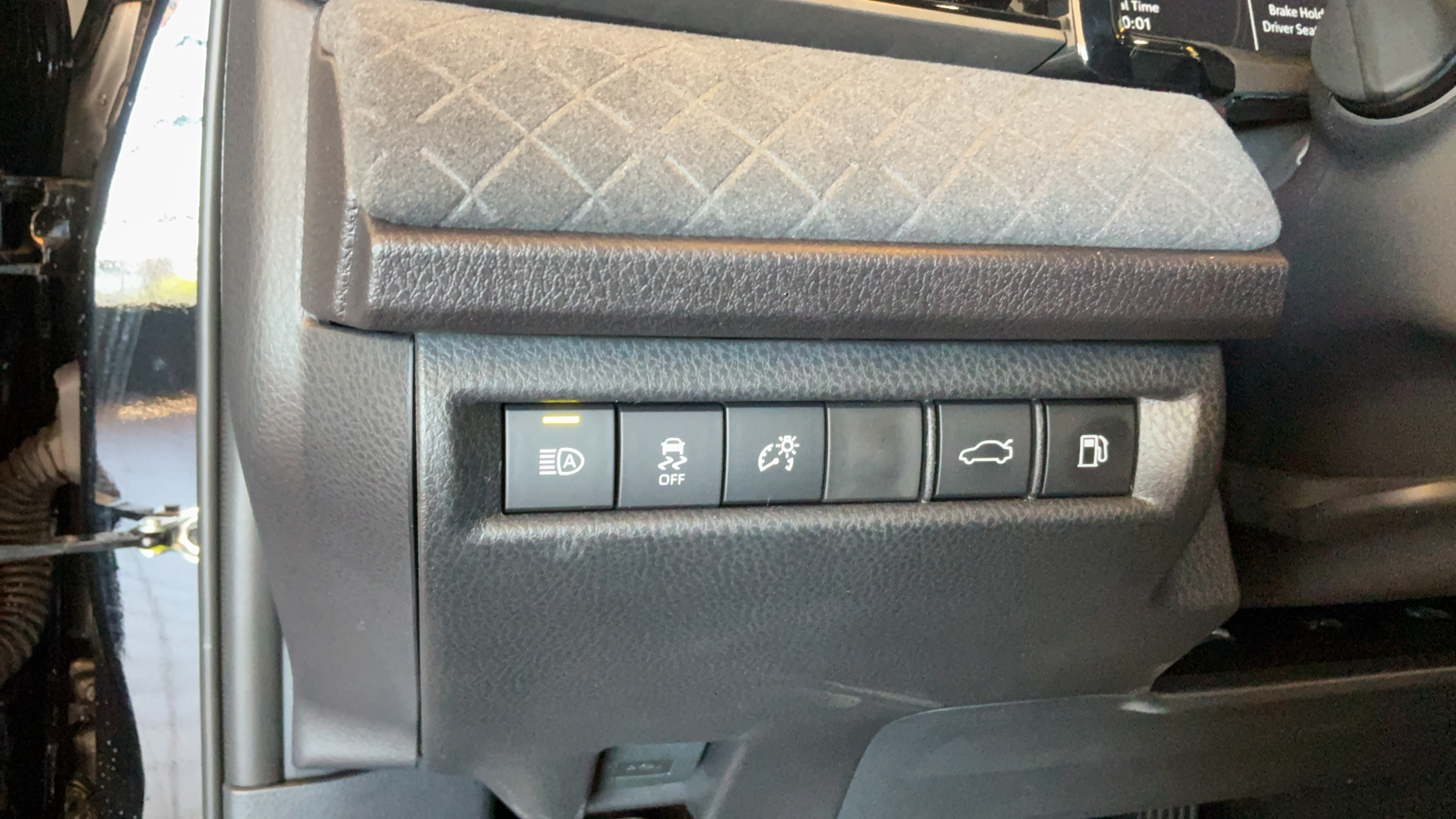 Used 2026 Toyota Camry XLE AWD/4WD image 17