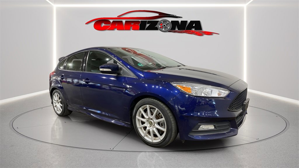Used 2016 Ford Focus ST image 2