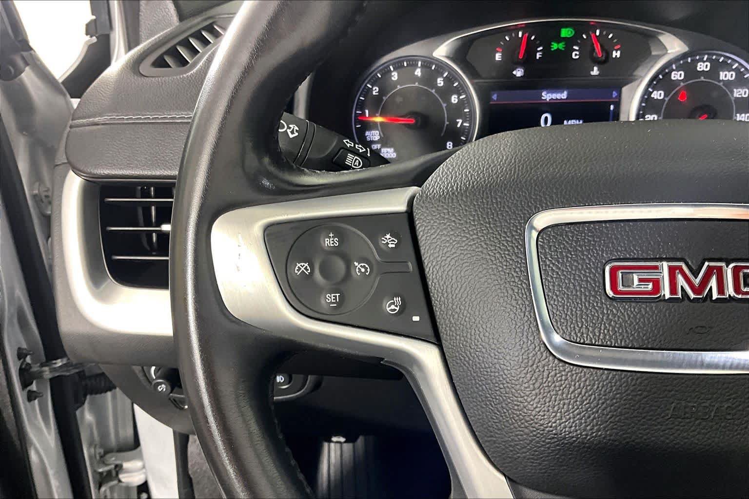 Used 2022 GMC Terrain SLT FWD image 23