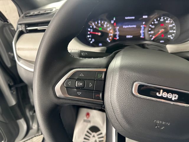 Certified 2025 Jeep Compass Limited image 26