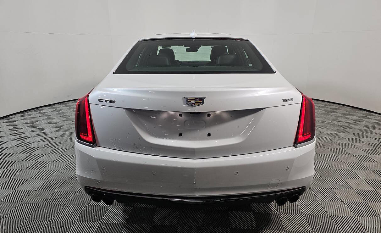 Used 2017 Cadillac CT6 Luxury image 3