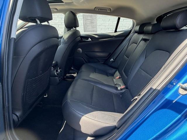 Used 2018 Kia Stinger Premium AWD/4WD image 20
