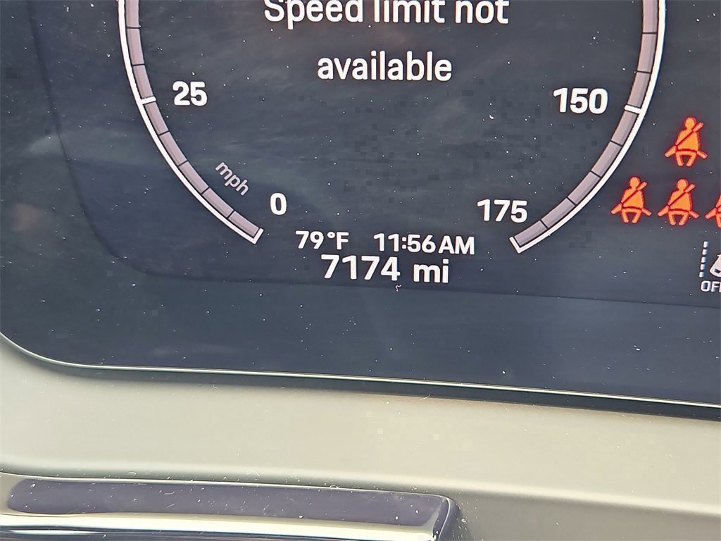 Certified 2025 Porsche Cayenne image 24