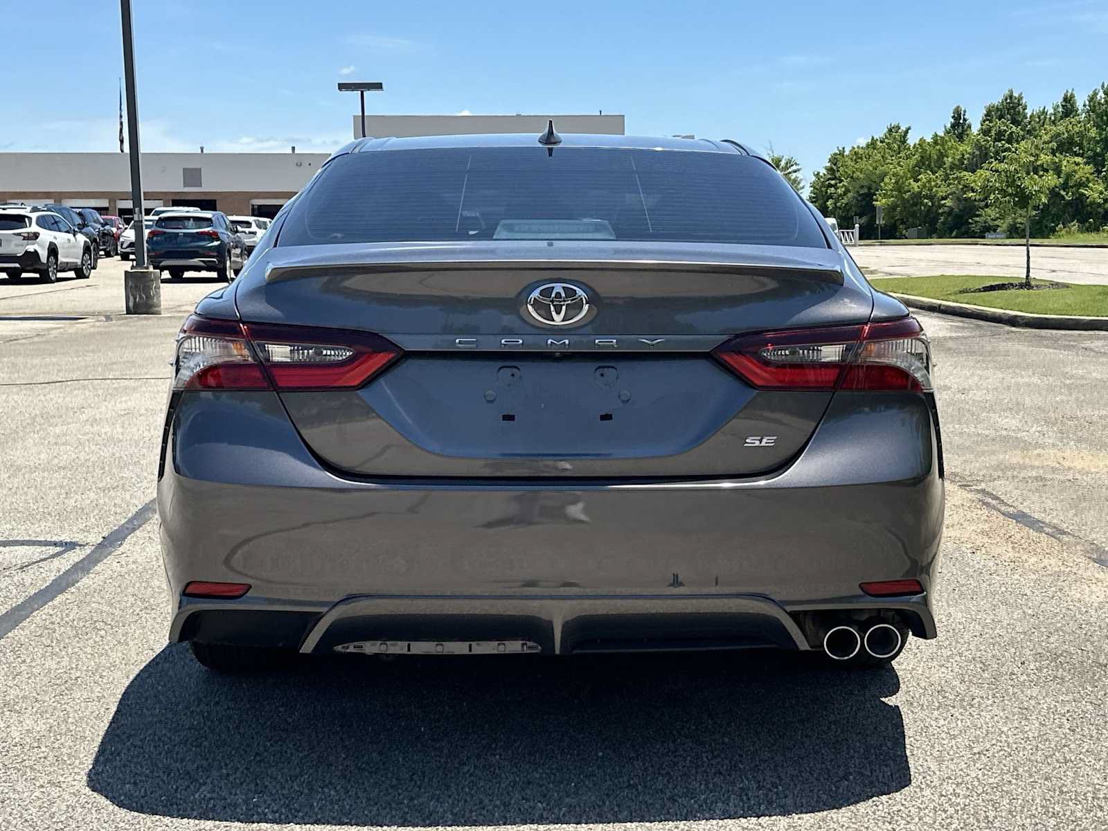 Used 2023 Toyota Camry SE FWD image 13
