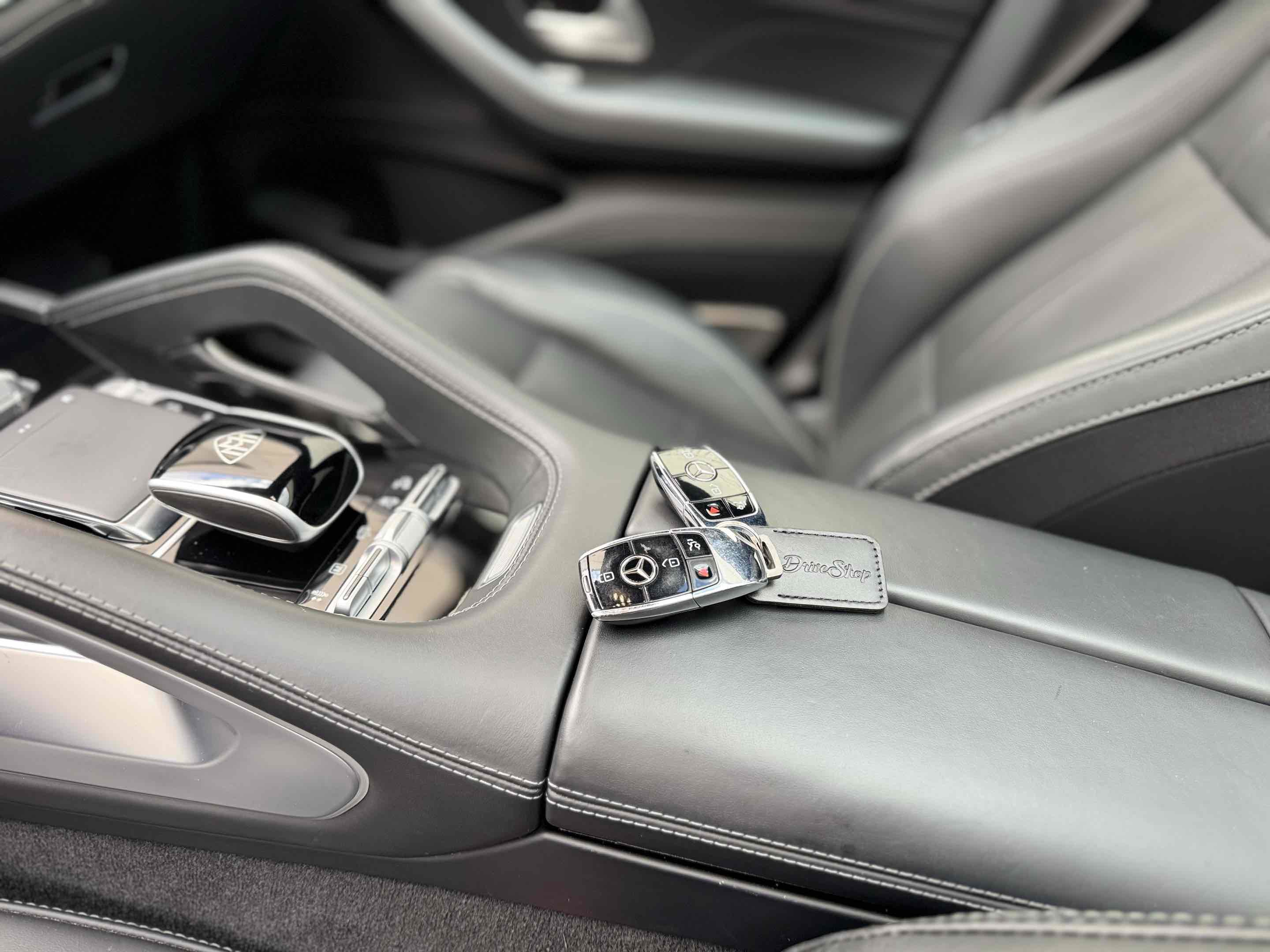 Used 2023 Mercedes-Benz Maybach GLS 600 4MATIC image 43