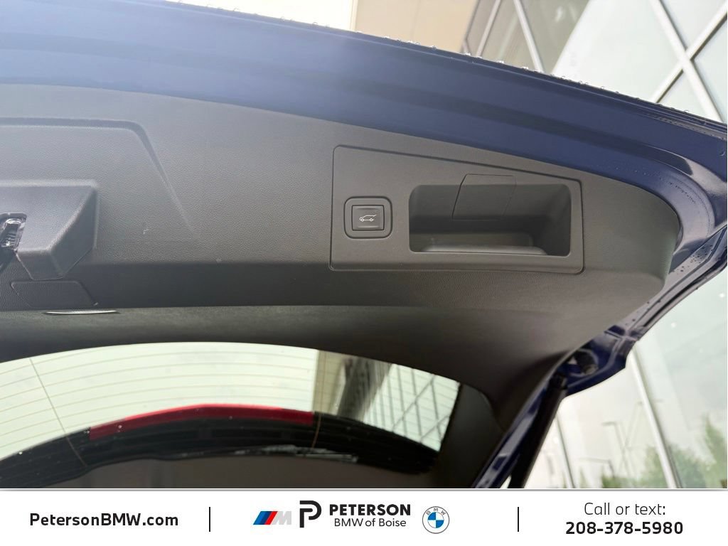 Used 2025 Cadillac XT5 Luxury AWD/4WD image 12
